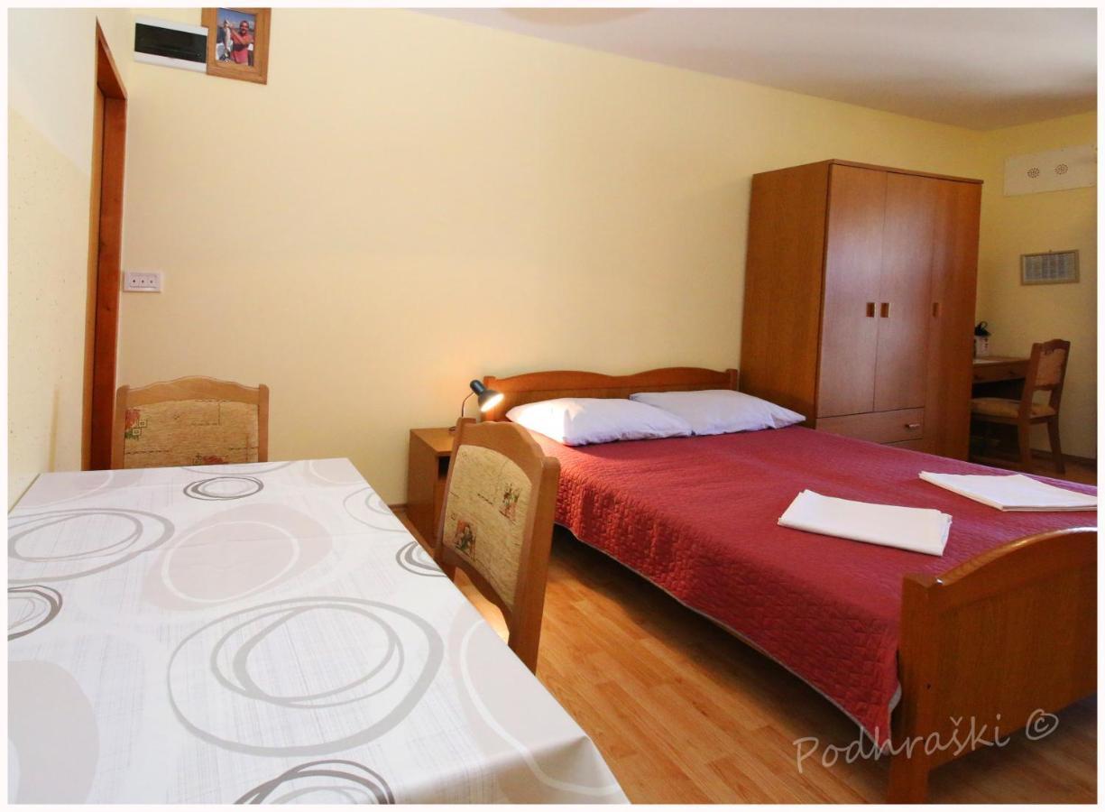 Primosten Apartments Ngoại thất bức ảnh