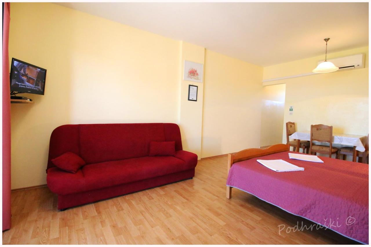 Primosten Apartments Ngoại thất bức ảnh